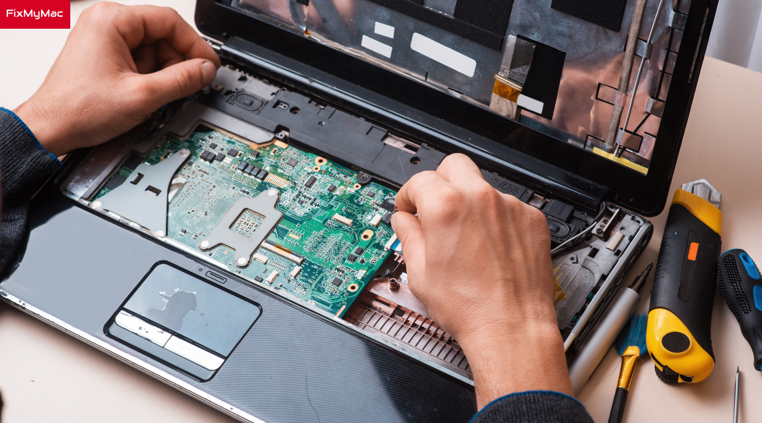 Macbook Screen Replacement in Malaysia - Fix Within 2 Hours